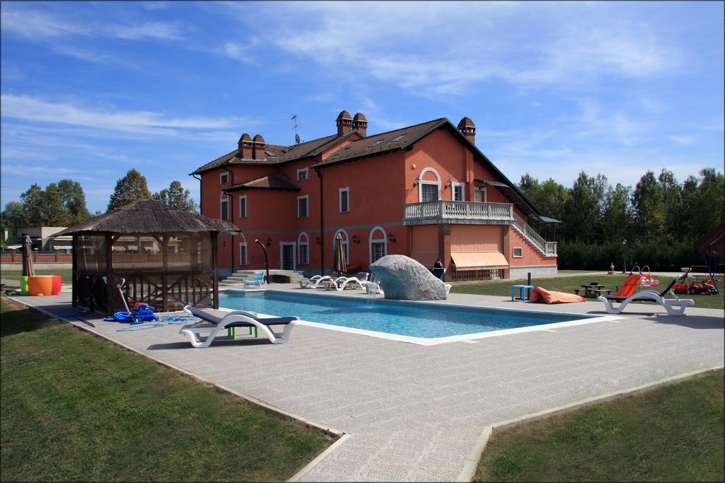 Villa Sassi Ac Alessandria Eksteriør billede