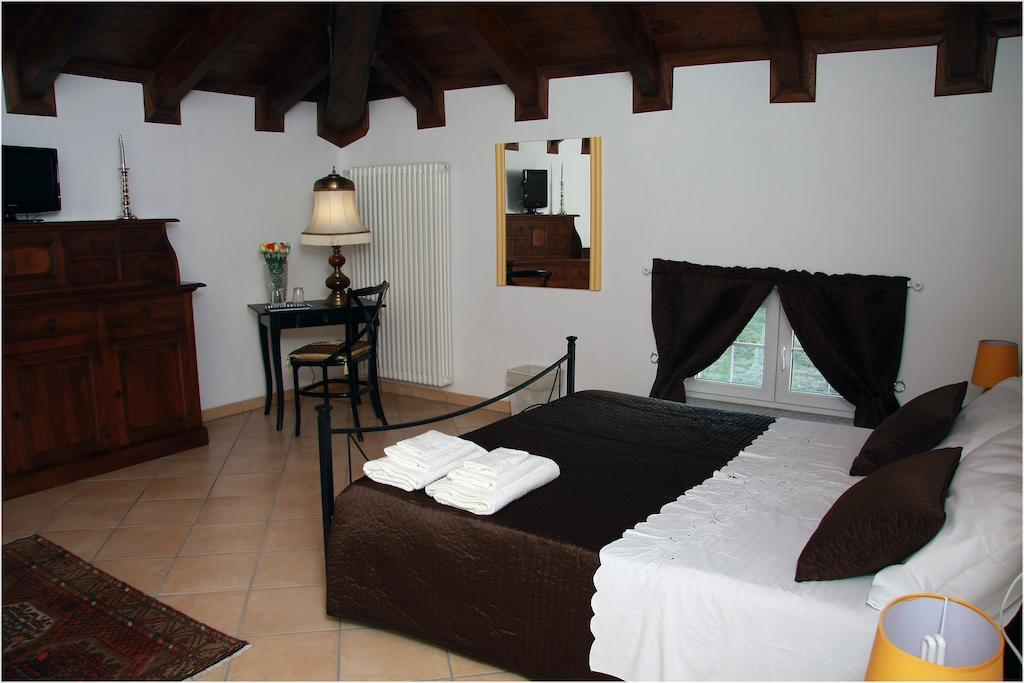 Villa Sassi Ac Alessandria Værelse billede